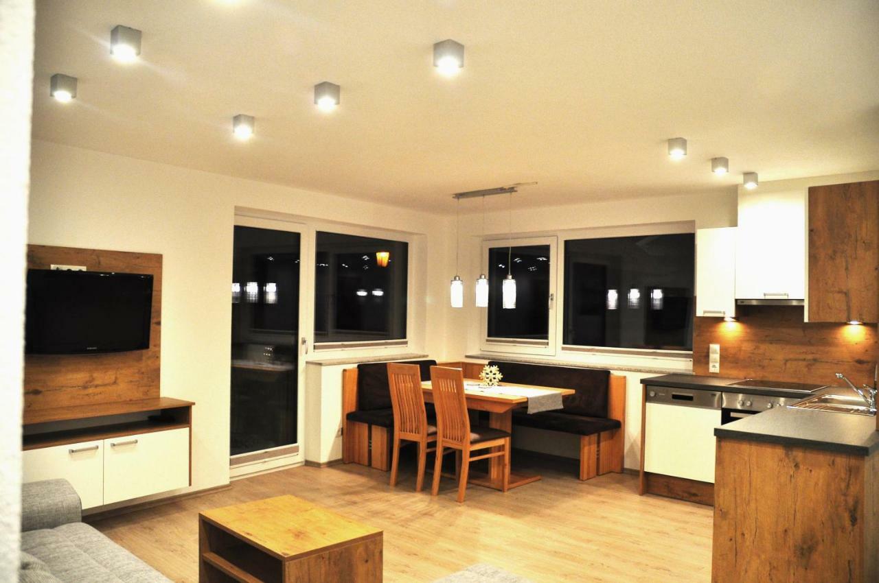 Appartement Alpenzauber Arzl im Pitztal Exteriör bild